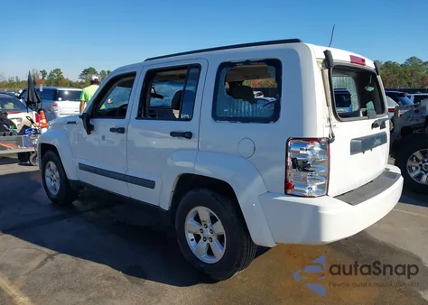 2010 Jeep Liberty Sport из США, поврежденный, VIN 1J4PP2GK6AW112145